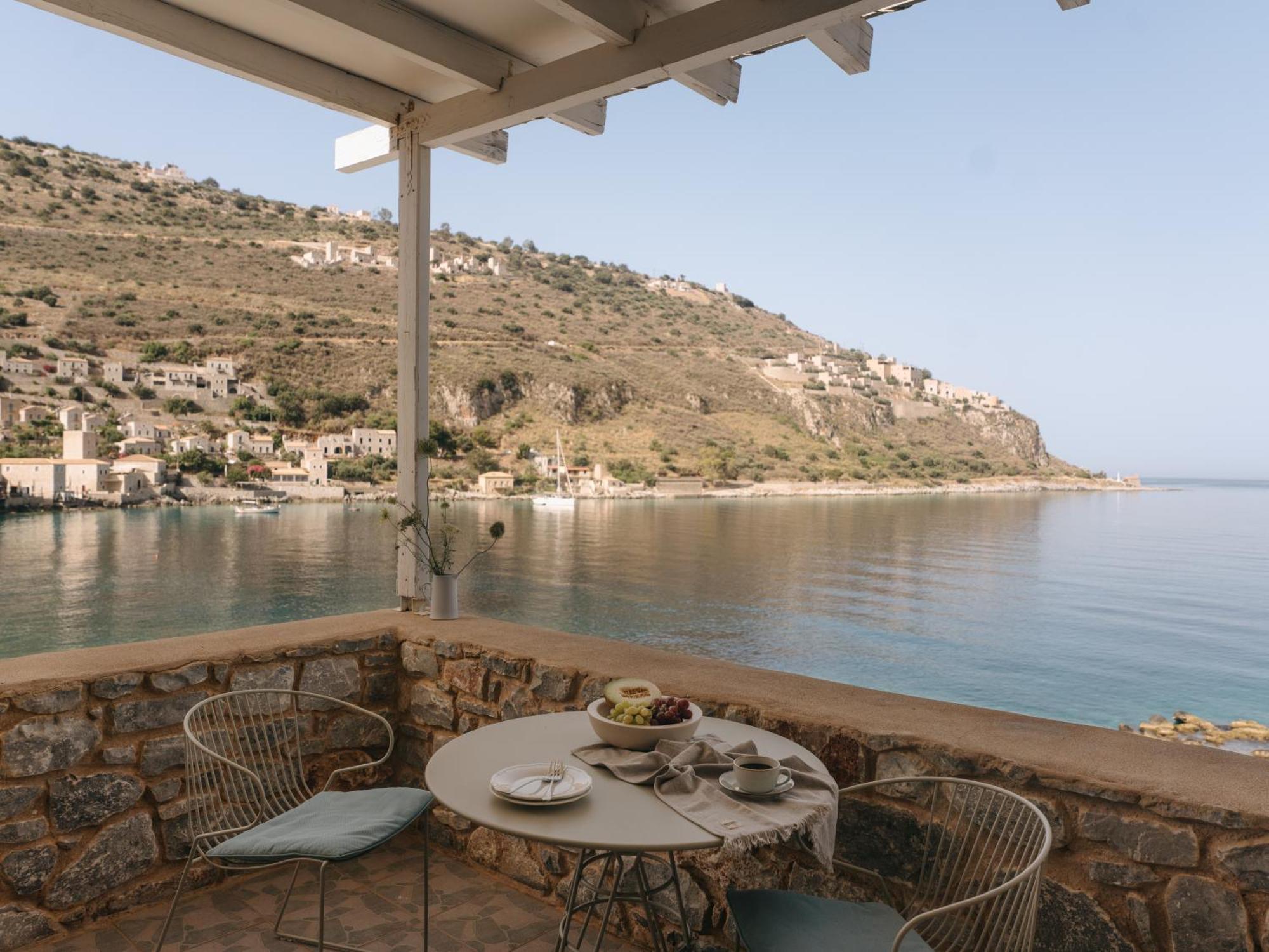 Kourmas Suites Liménion Bagian luar foto