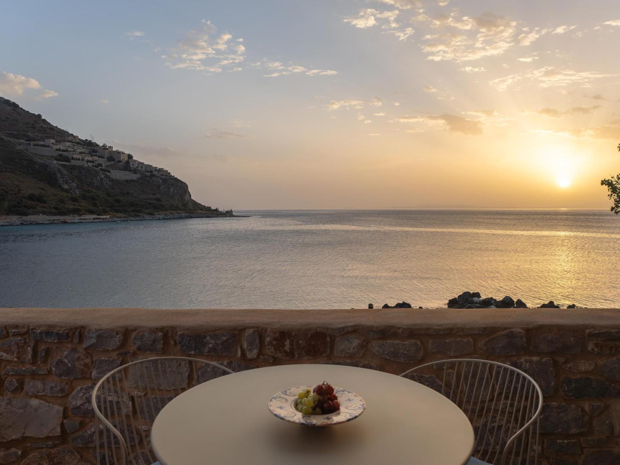 Kourmas Suites Liménion Bagian luar foto
